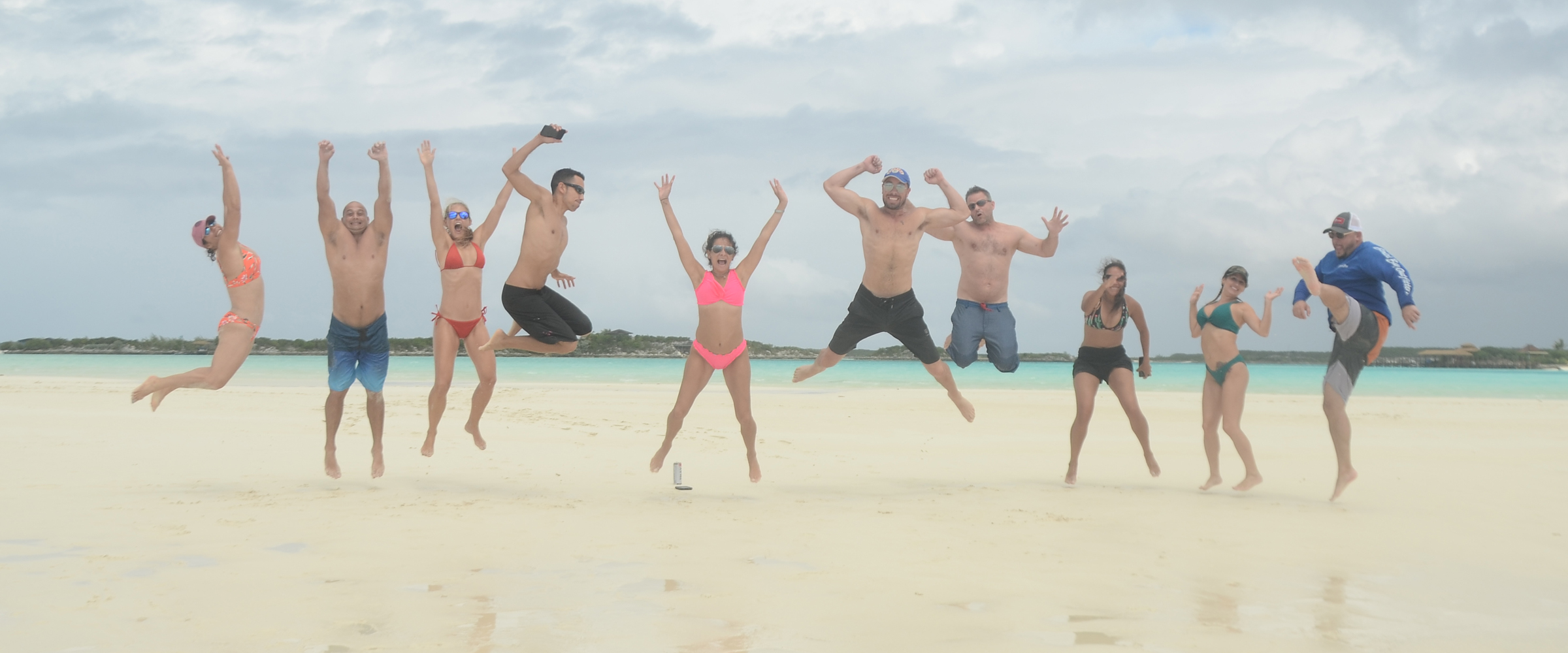 Swimming Pigs Tour in Bahamas